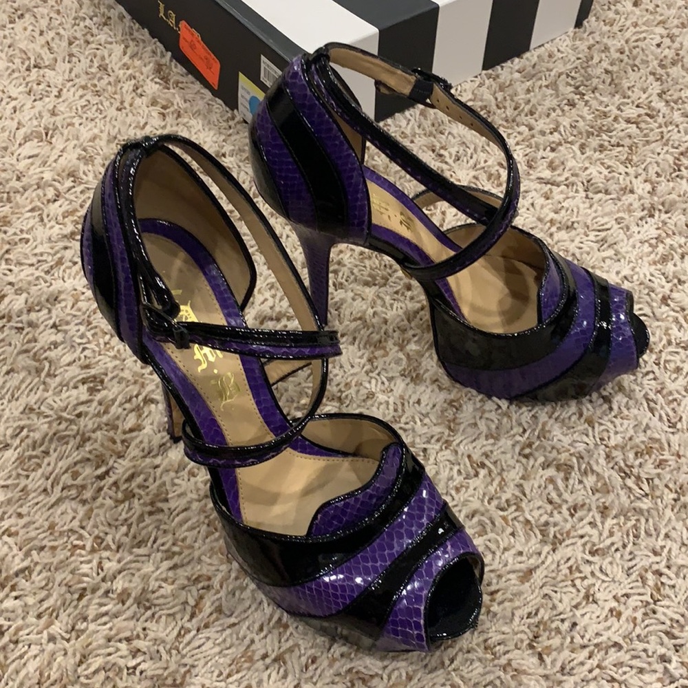 LAMB Pumps - Picture 11 of 11